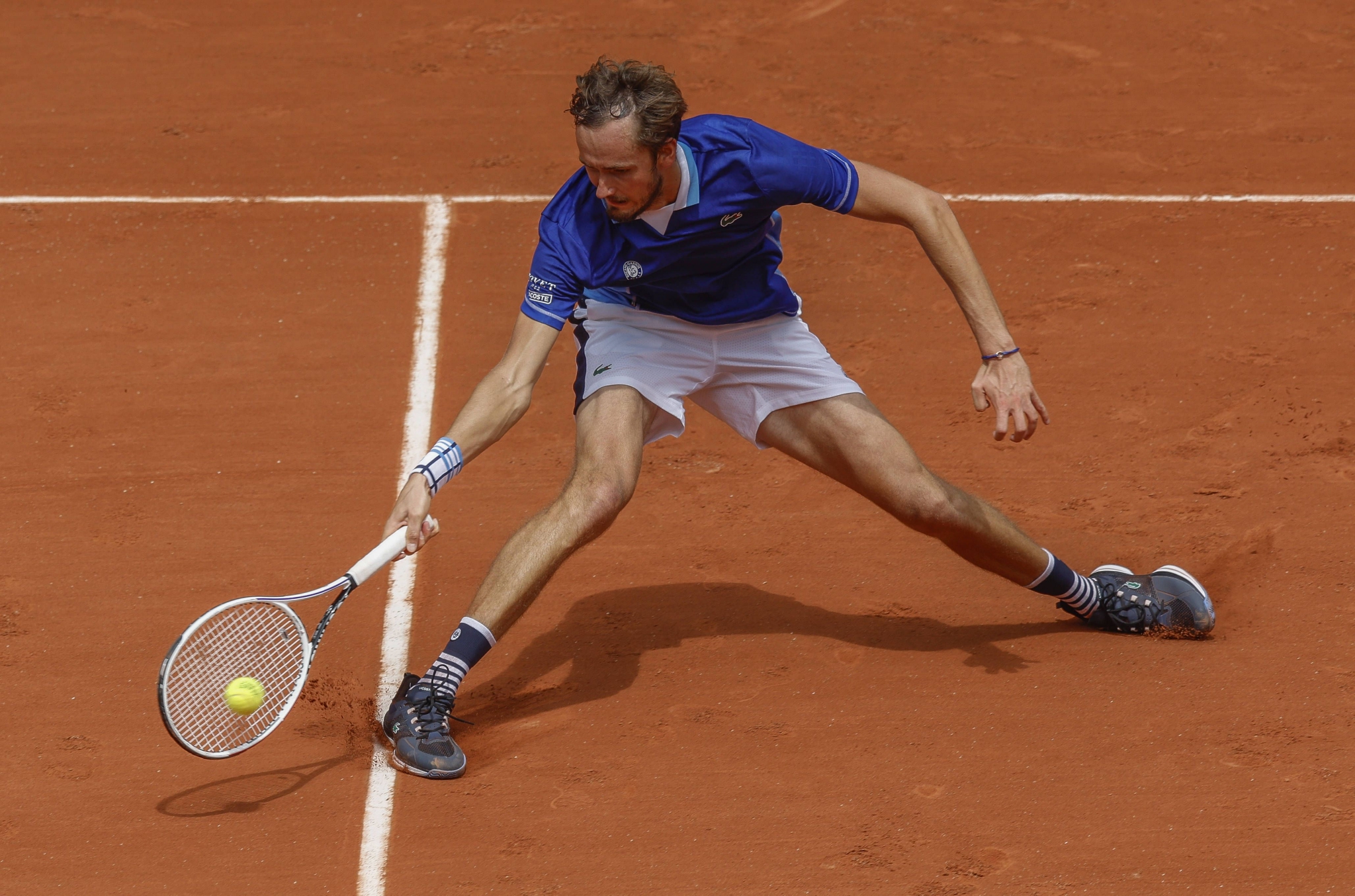 德国网球队鏖战西班牙网球队，梅德韦杰夫高光表现