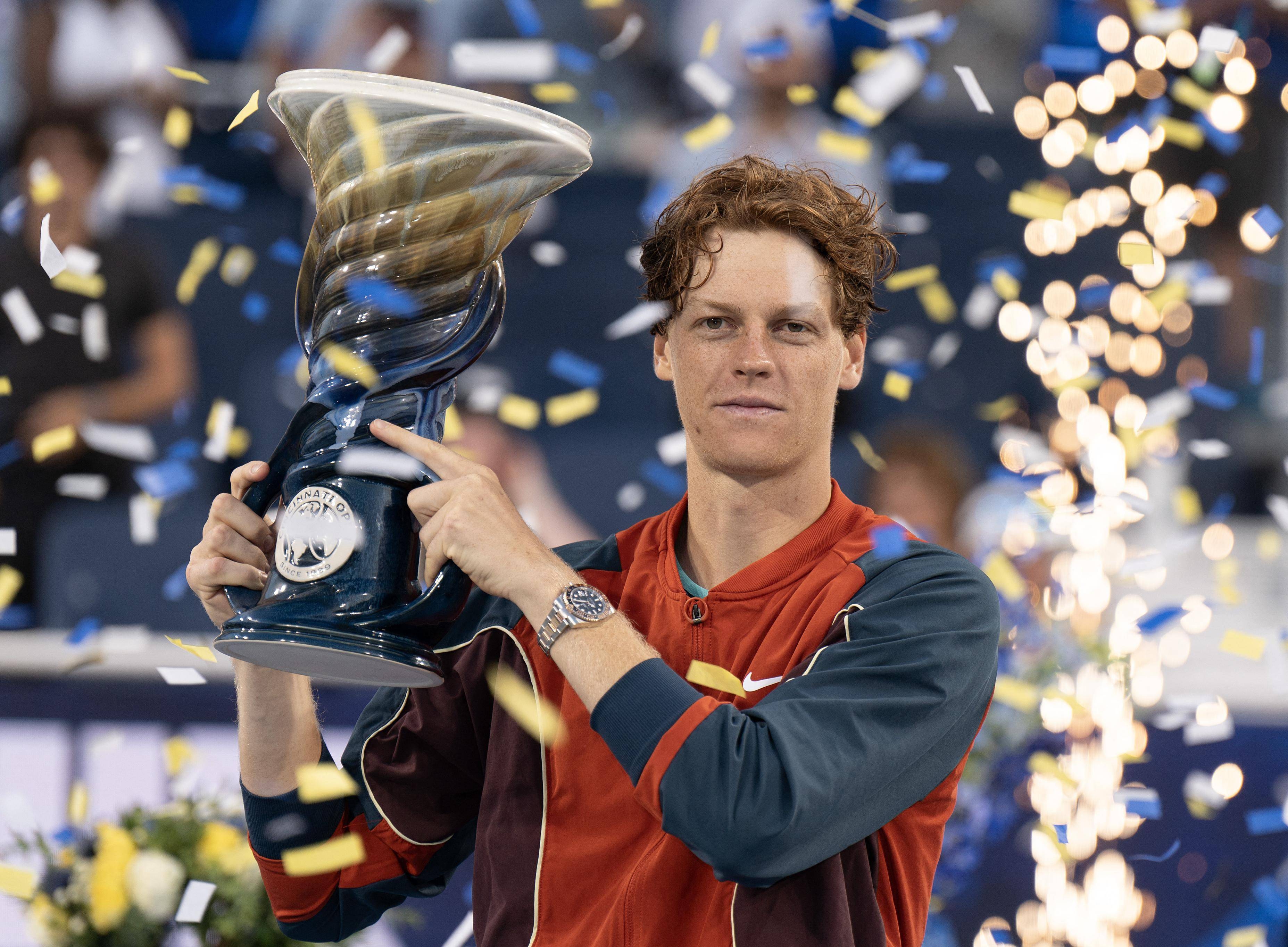 年终总决赛绝杀联合杯,辛纳统治全场 年终总决赛绝杀联合杯,辛纳统治全场