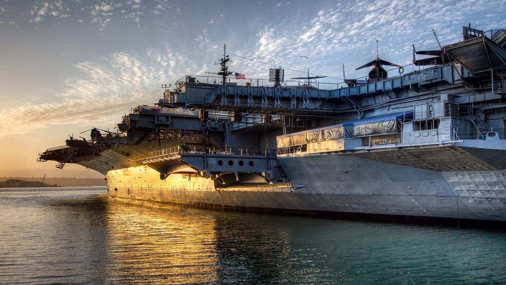 速度与荣耀，从F1收官缠斗到勇士三分雨