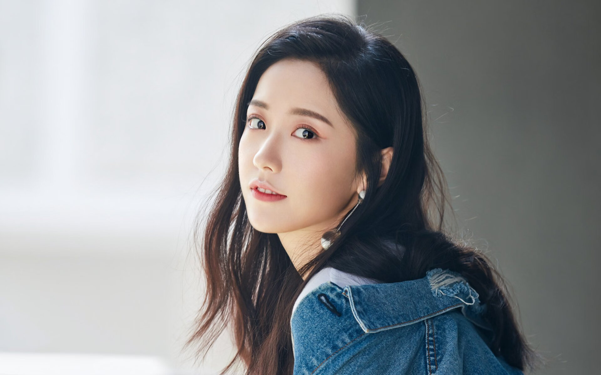 孤光裂阵，2026世界杯H组关键战，斯洛伐克压制美国，三笘薰带队撕裂唯一的破绽